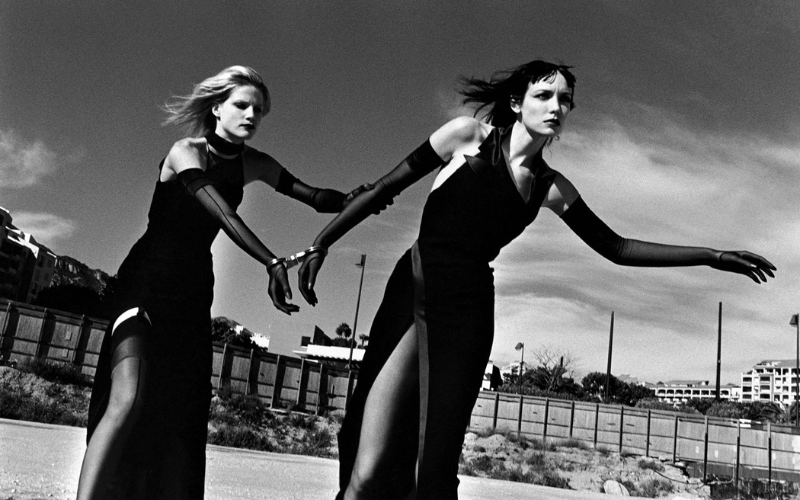 Foto: "Thierry Mugler" - Helmut Newton - 1998